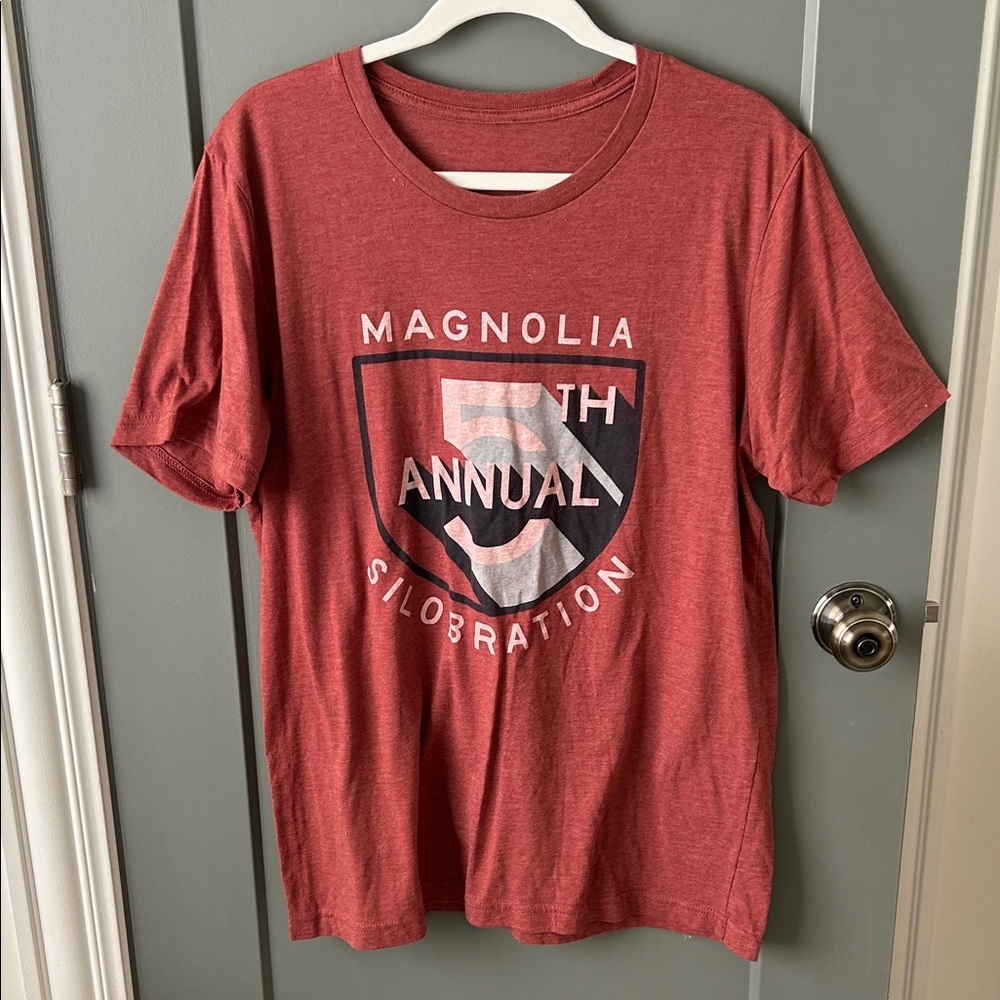 Magnolia Size Large Short Sleeve Tee